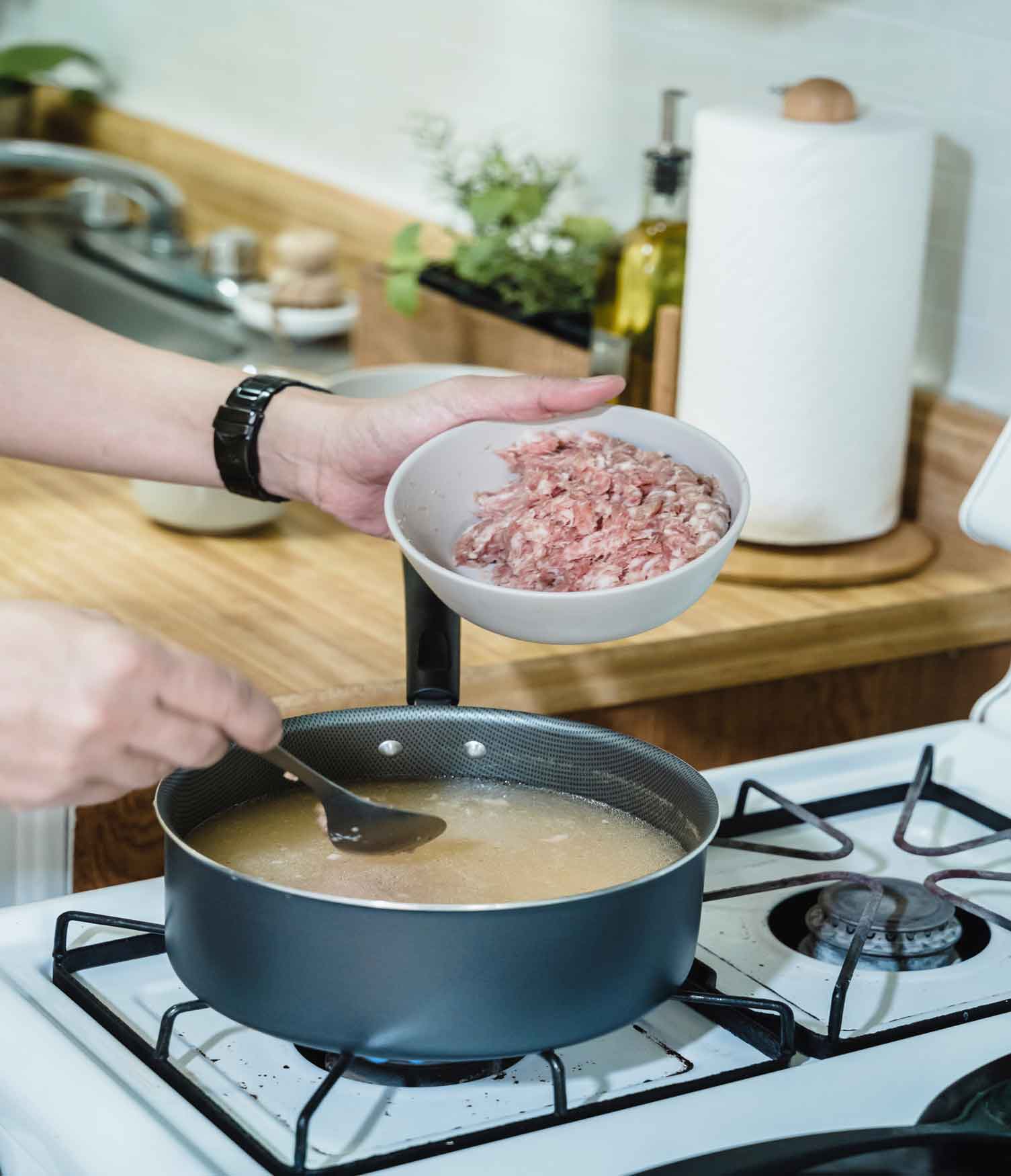 Cocinar con agua purificada: importancia y beneficios | Viga Home
